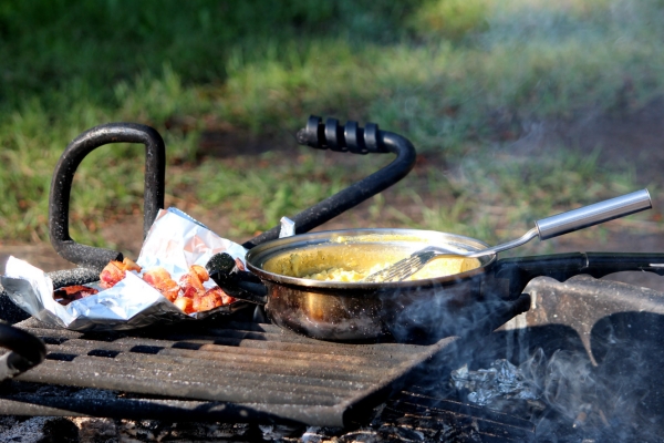 Campfire Cooking Without Processed Foods: Clean Eating Recipes for Your 2026 Camping Season