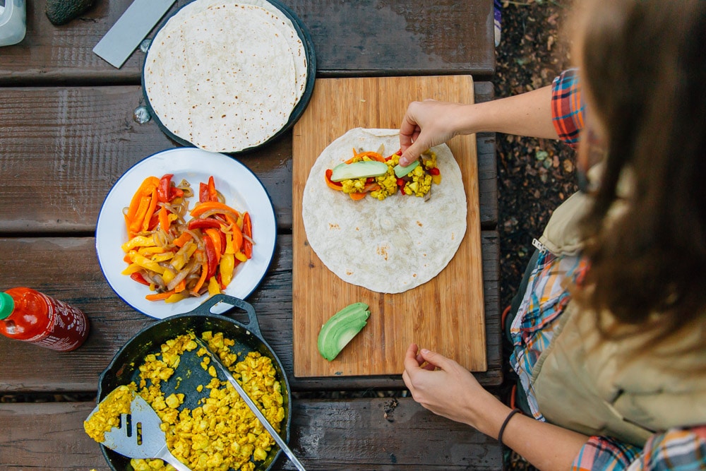 Best Vegan Camping Meals for Hiking in 2026