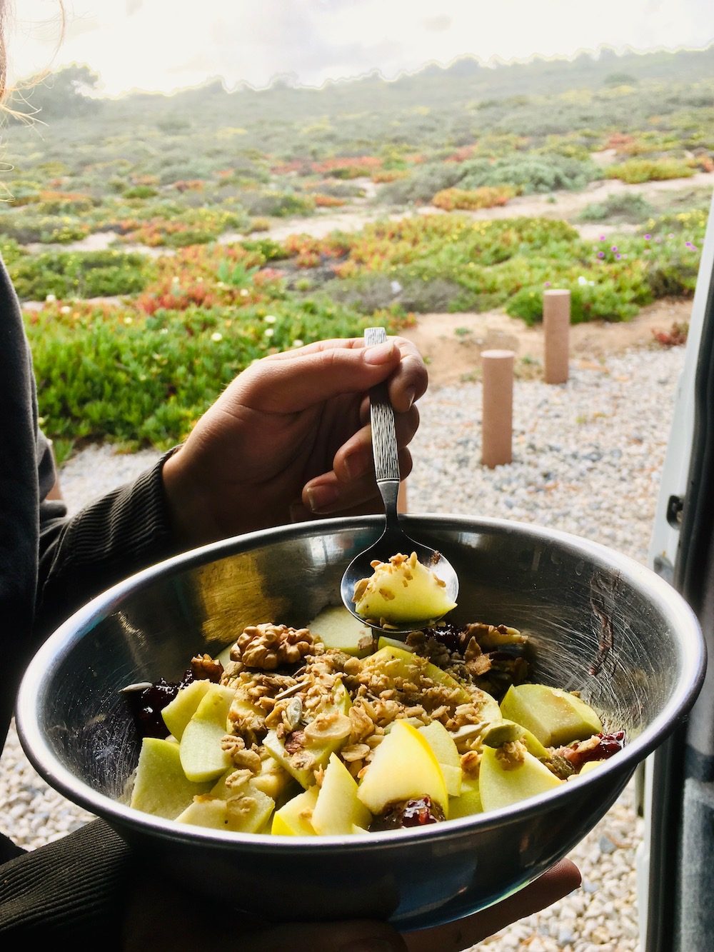 instant oatmeal camping breakfast