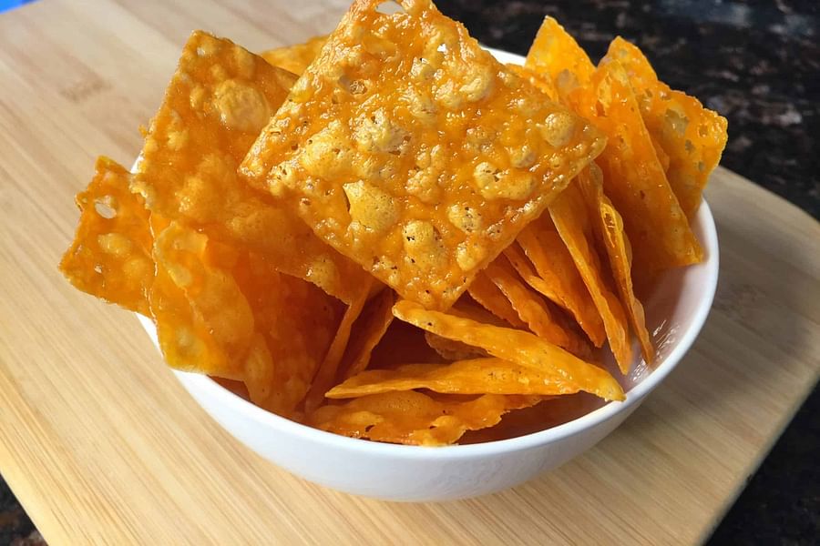 keto cheese crisps